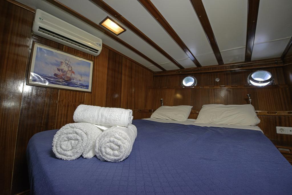 Tersane IV Vincitore 4 Hotel Di Bruno Barbieri باليرمو الغرفة الصورة