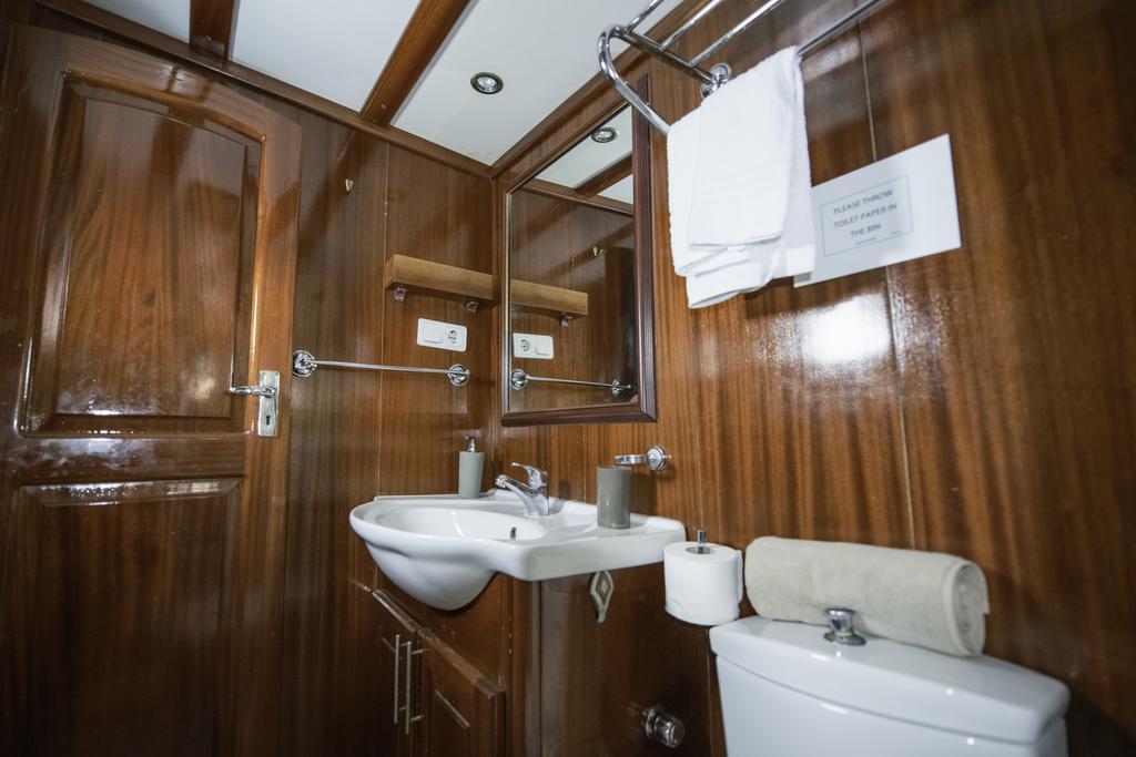 Tersane IV Vincitore 4 Hotel Di Bruno Barbieri باليرمو المظهر الخارجي الصورة